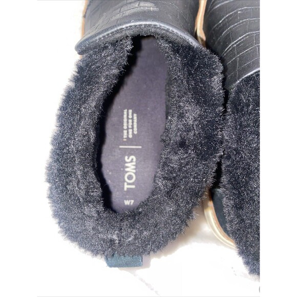 TOMS PAXTON Leather Suede Crocodile Embossment SLIP ON ANKLE BOOT 7 Faux Fur - Picture 8 of 9